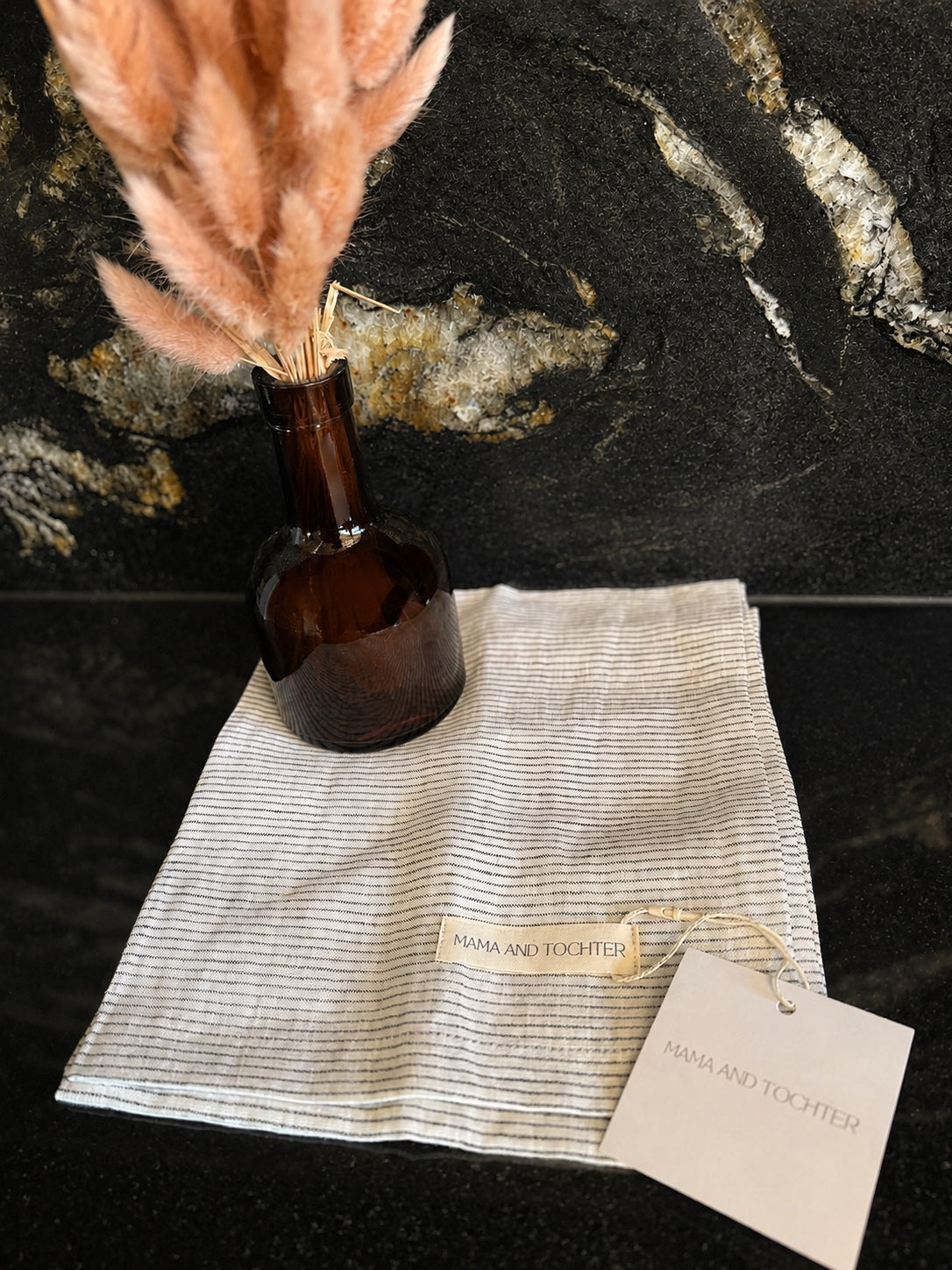 Tea towel · fine stripe